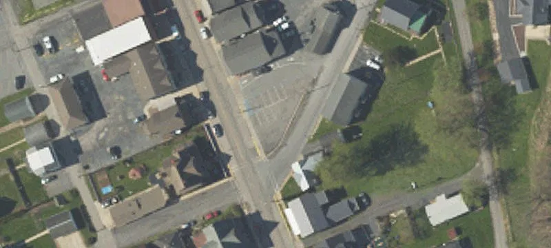 272 Main St