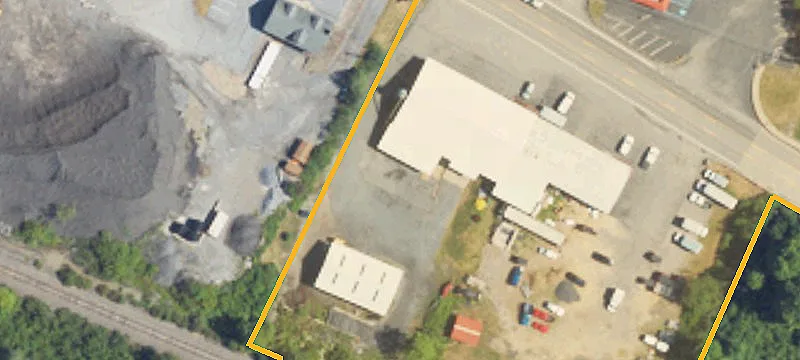 605 Dubois Ave