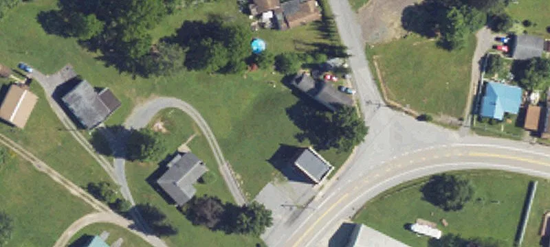 499 Riv Rd