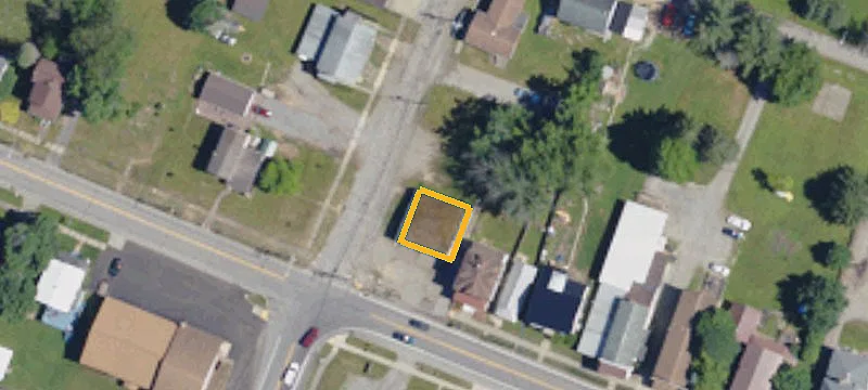 300 Main St