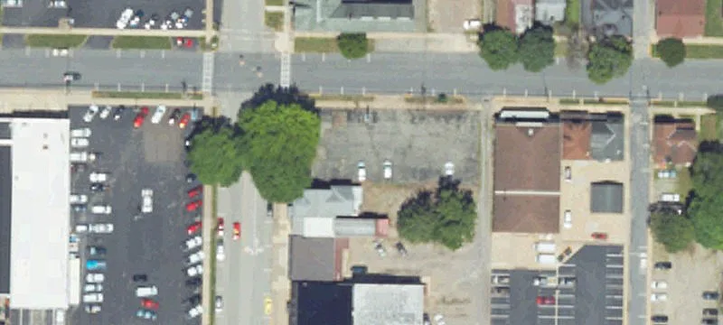 49 6th St