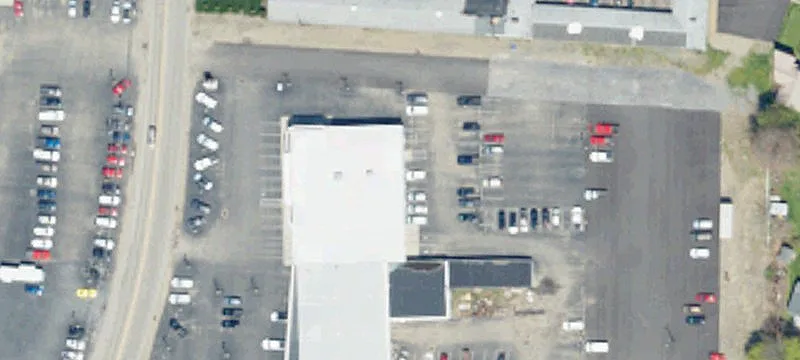 900 Main St