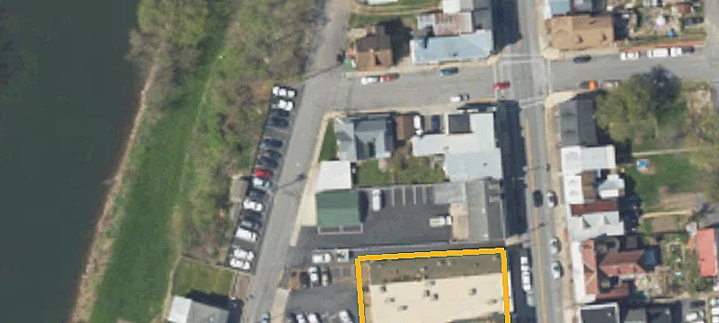 102 Orange St