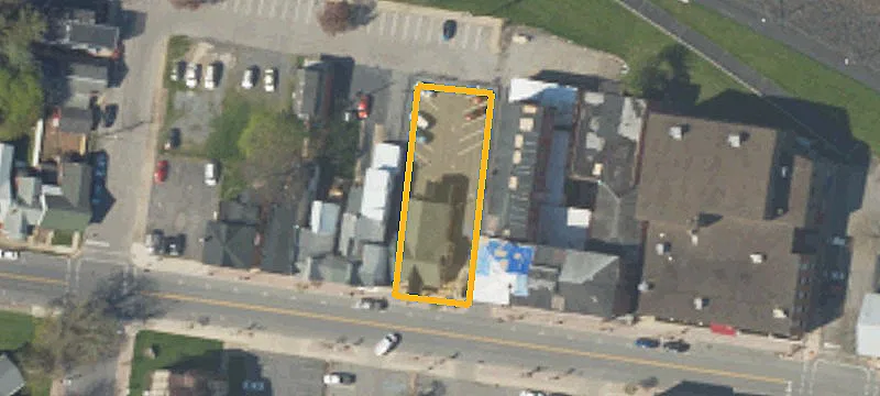 123 Water St