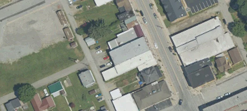 27 Main St