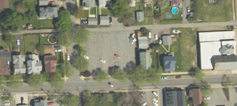 528 Edwin St