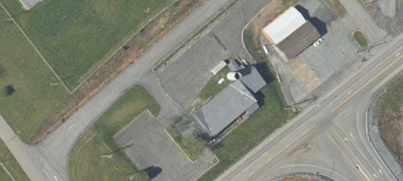 571 Fairground Rd