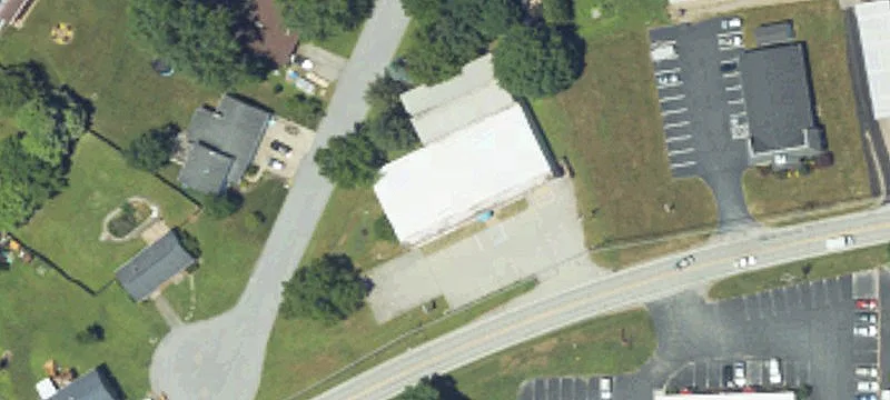 1800 Warren Rd