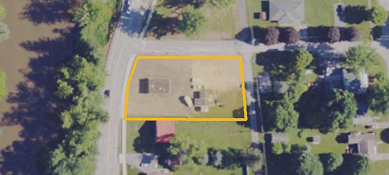 685 Main St