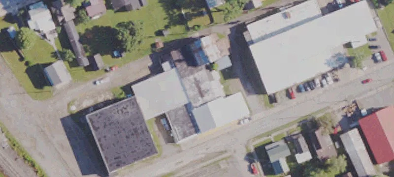 136 Pne St