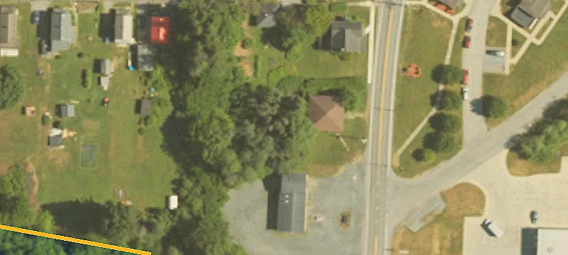 304 Main St