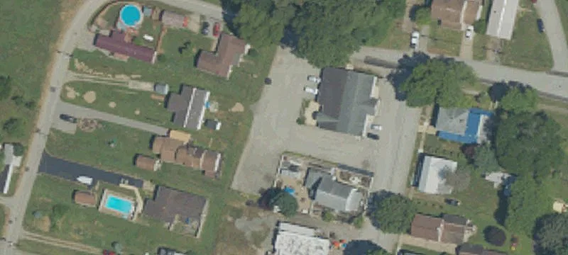 13 Railroad Ave
