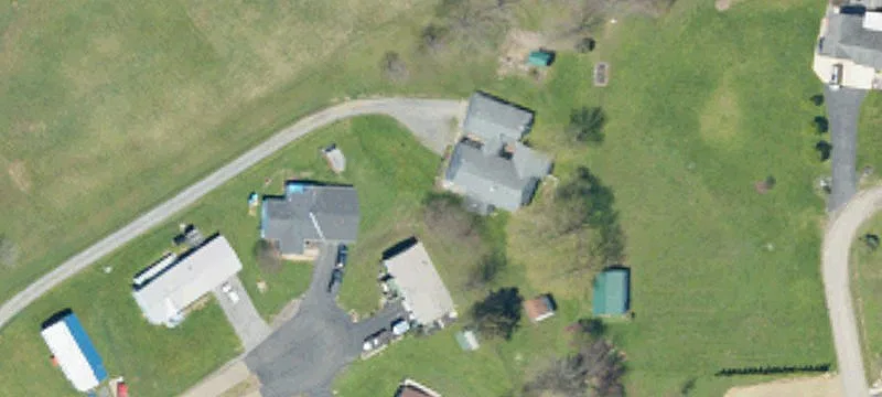 1305 Main St