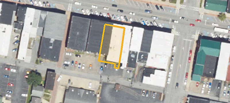223 Main St