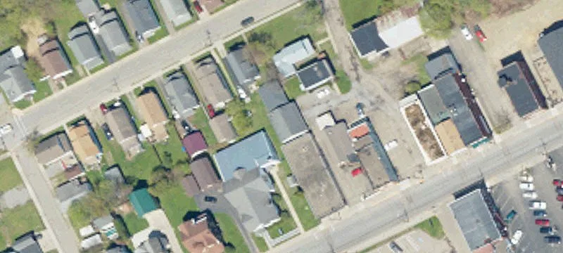 387 Main St