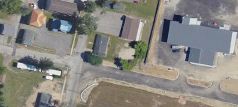 135 Grand Ave