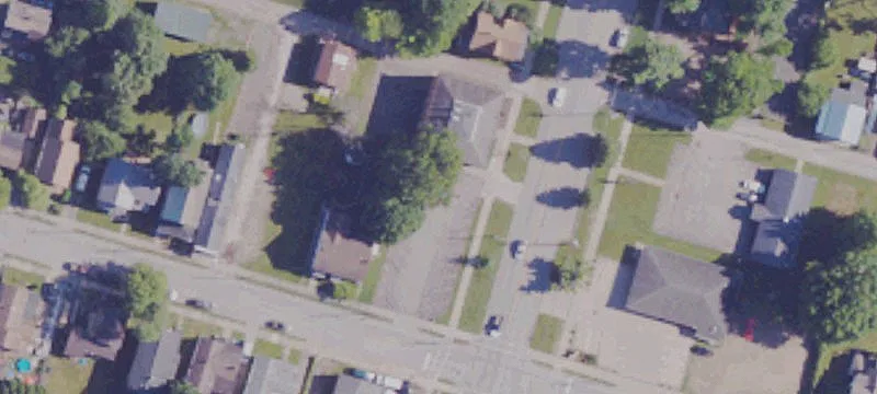 1058 Main St
