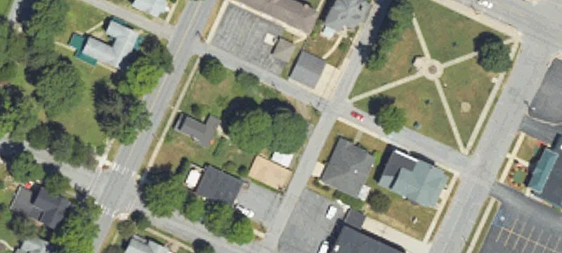 Edwards St