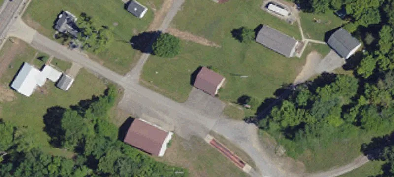 69 Lumber Ln