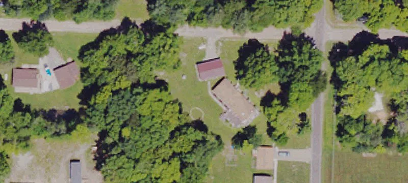 2001 Pilgrim Ln