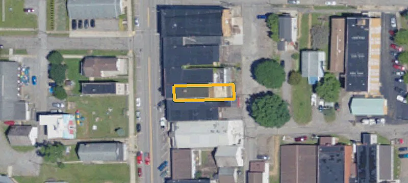 512 Main St