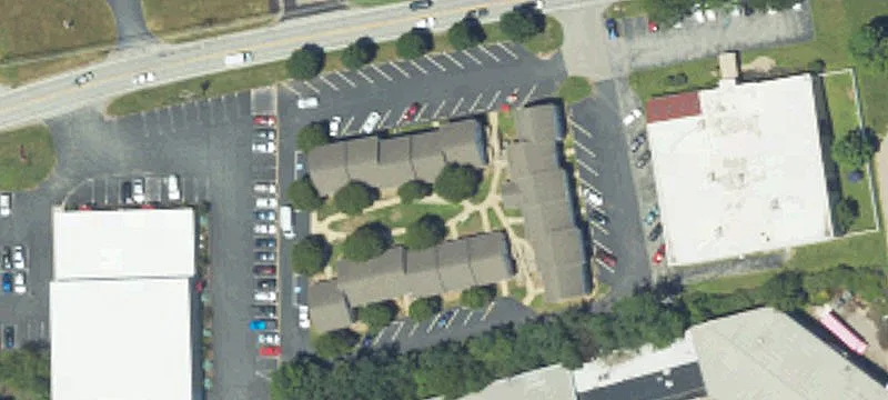 1705 Warren Rd