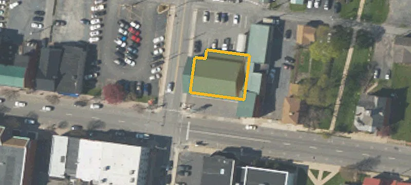 301 Main St