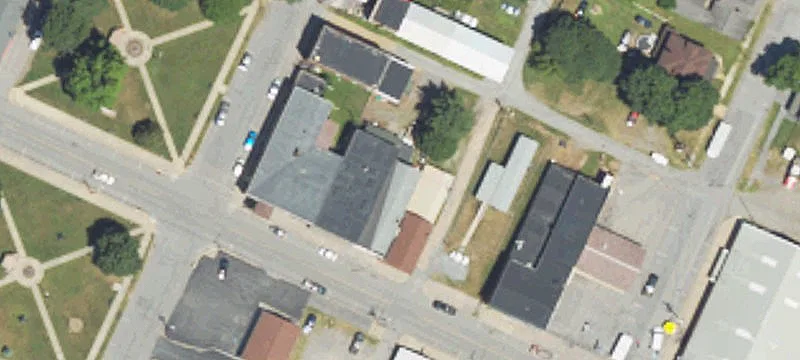 216 Curtin St