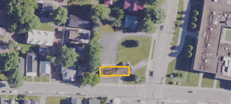 730 Main St