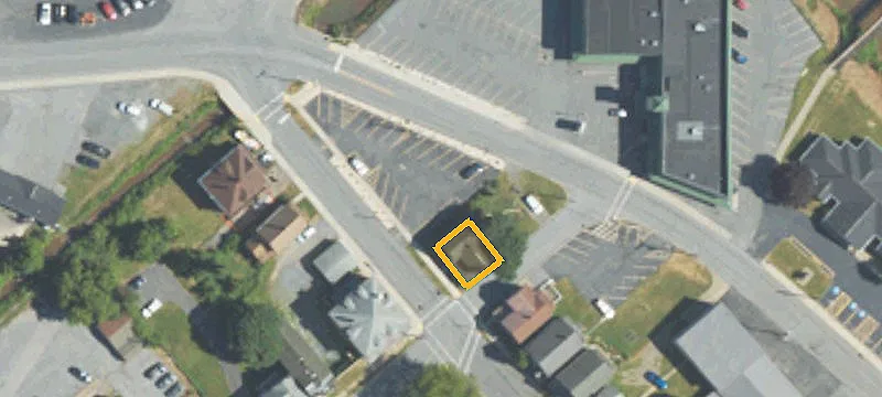 204 Scribner Ave