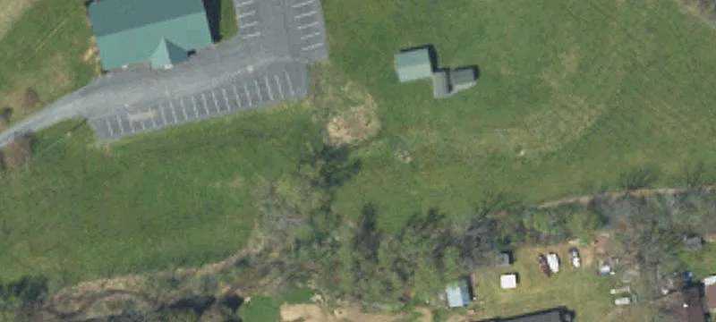 26 Locomo Ln