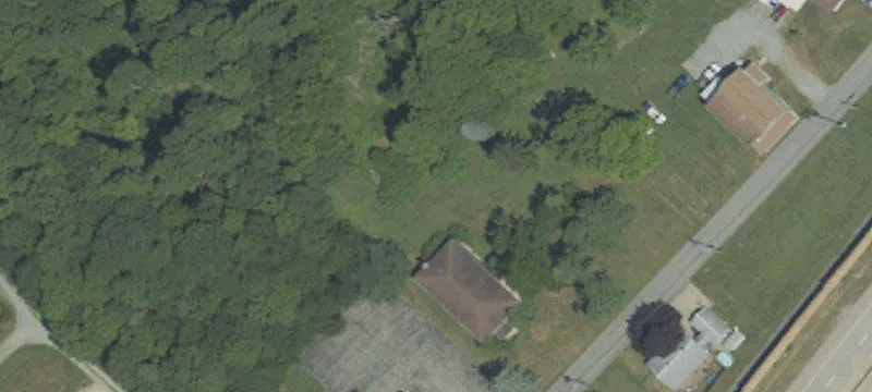 2215 Neal Rd