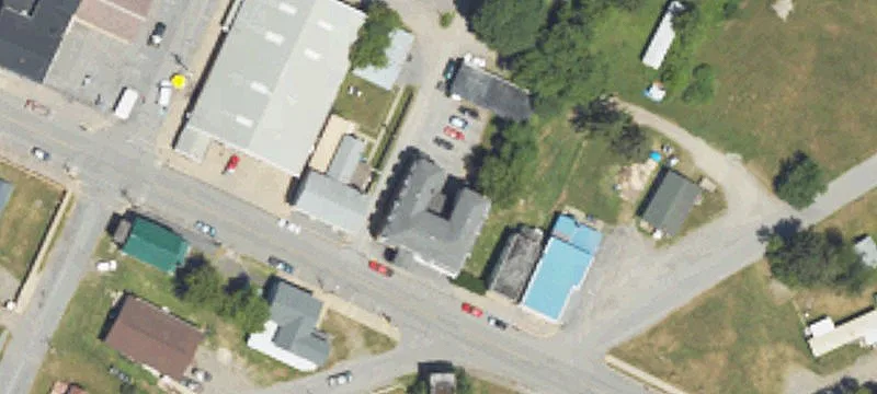 132 Curtin St