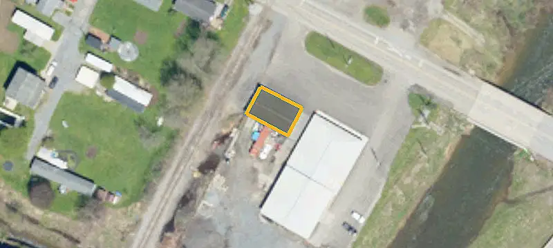 100 Main St