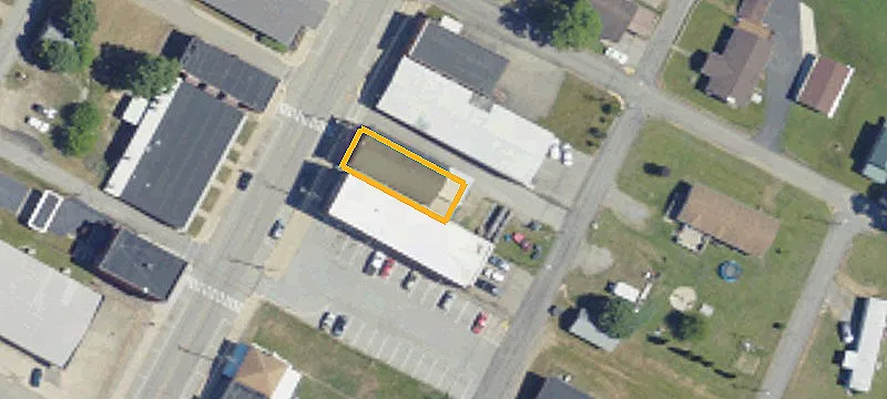 658 Main St