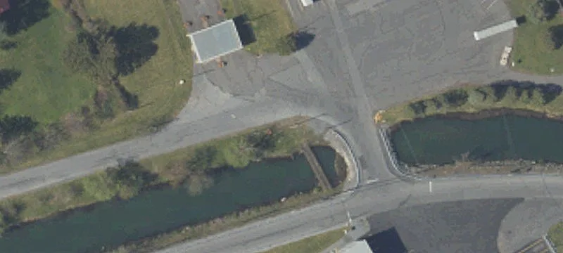 Woods Ave