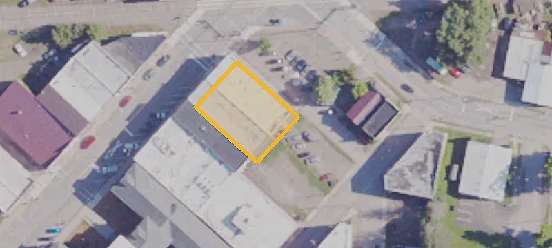 215 Main St