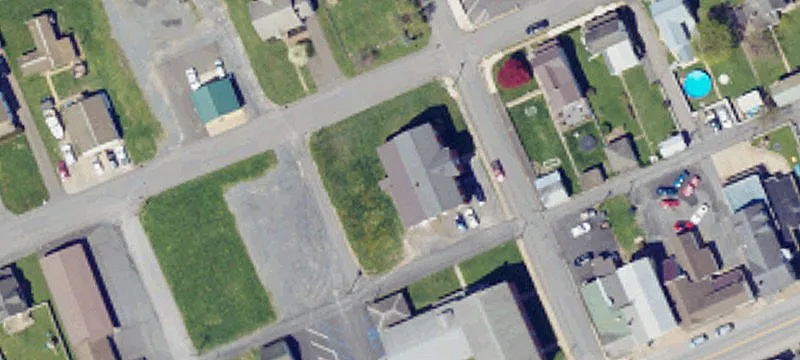 111 4th St