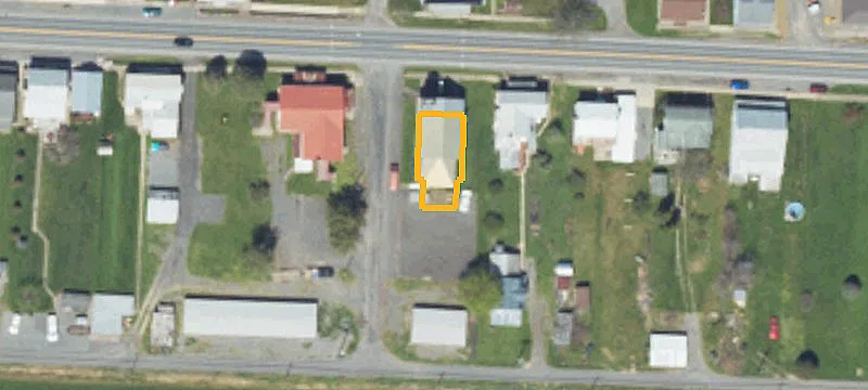 413 Main St