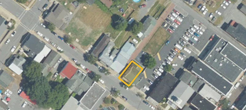 154 Queen St