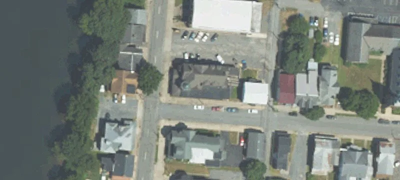 101 Frnt St