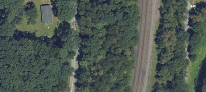 2nd Laurel Dr