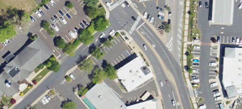 Easton Rd