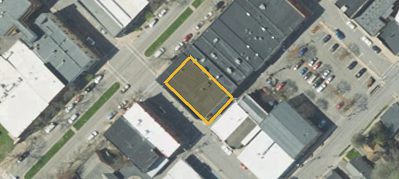 83 Main St