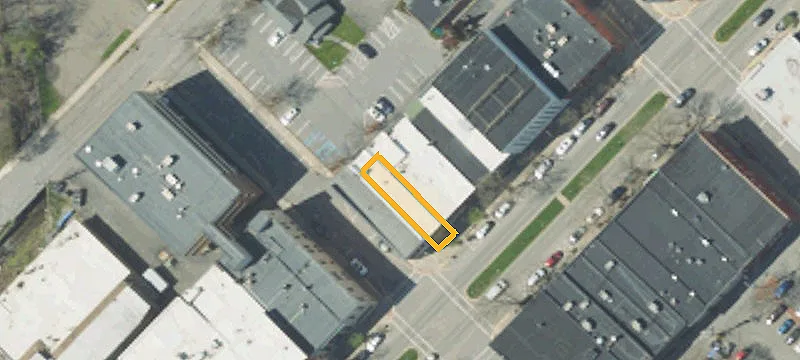 84 Main St