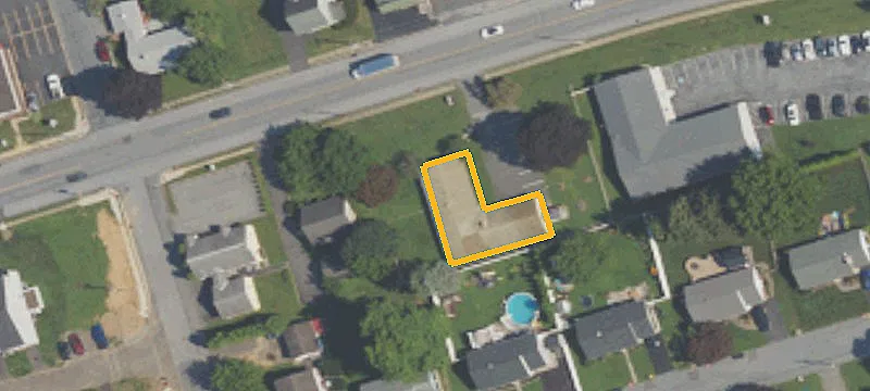 3504 Main St