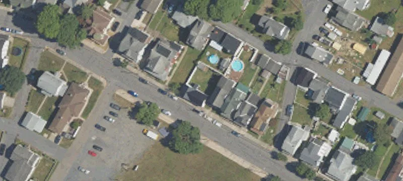 713 Ctr St