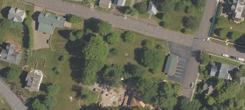 Sullivan Ave