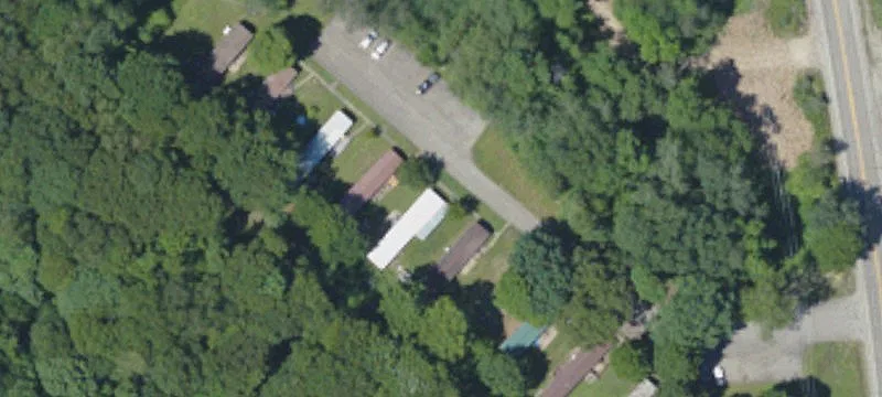 2713 Perry Hwy