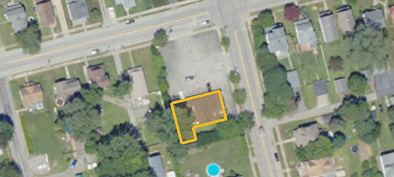 701 Rdg Ave